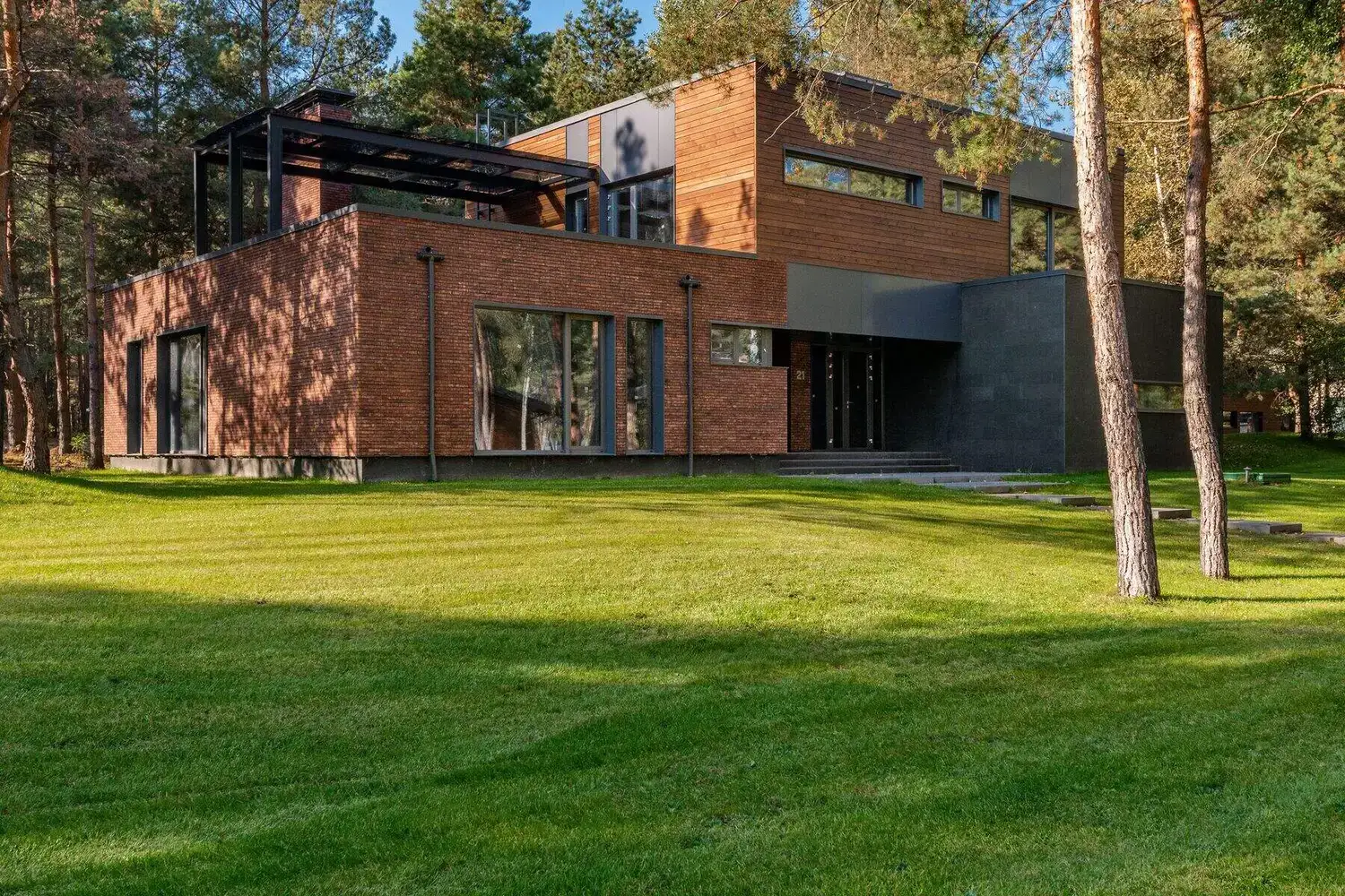 premium custom home construction exterior (2)21